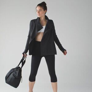 Lululemon Coast Wrap II - Heathered Black
